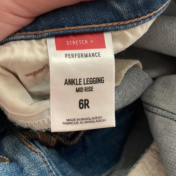 Express Ankle Mid-rise Jean - Picture 4 of 4